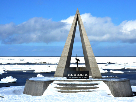 Half-day tour route on which you will enjoy sightseeing spots in Cape Soya and Wakkanai city, and shopping for seafood